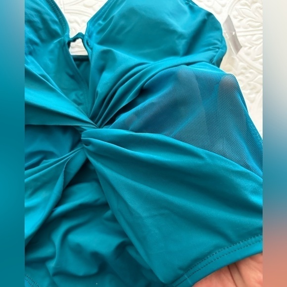 La Blanca One Piece Swimsuit Halter Twist Knot Front Mesh Inserts 4 Peacock 5025 - Picture 5 of 14